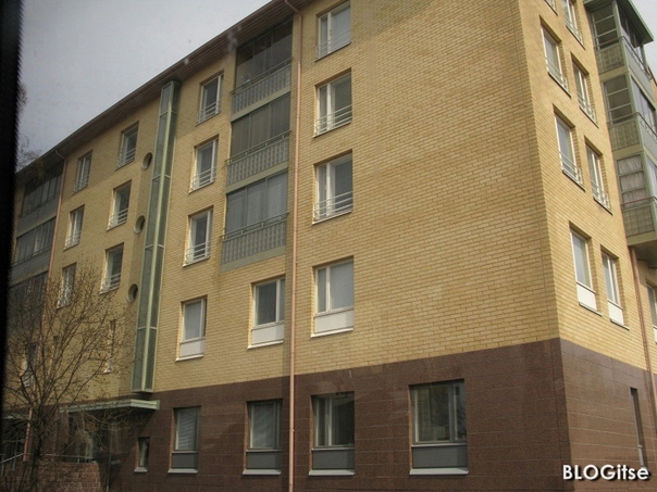 33-35 	modern buildings